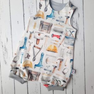 Szerszámos napozó (92)