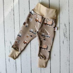 Darusautó, betonkeverő bézs alapon melegítőnadrág (74)