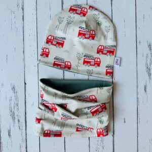 Tűzoltóautós sapka-sál szett (48-50 cm)