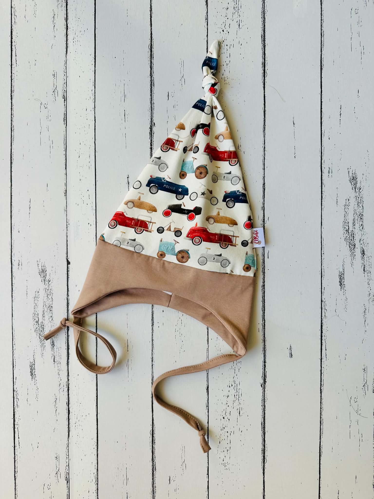 Retro autós barna karimával fülvédős sapka (47-48 cm) - 2. kép