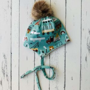 Autós pomponos téli sapka (45-46 cm)