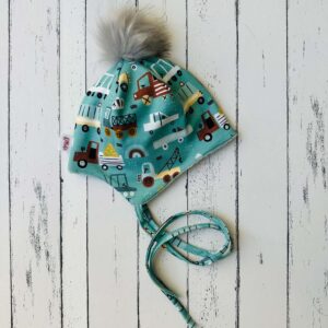 Autós pomponos téli sapka (50-52 cm)