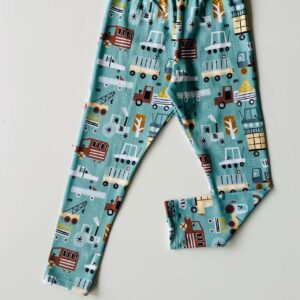 Autó, traktor és darusautó türkiz alapon leggings (98-104-110-116)